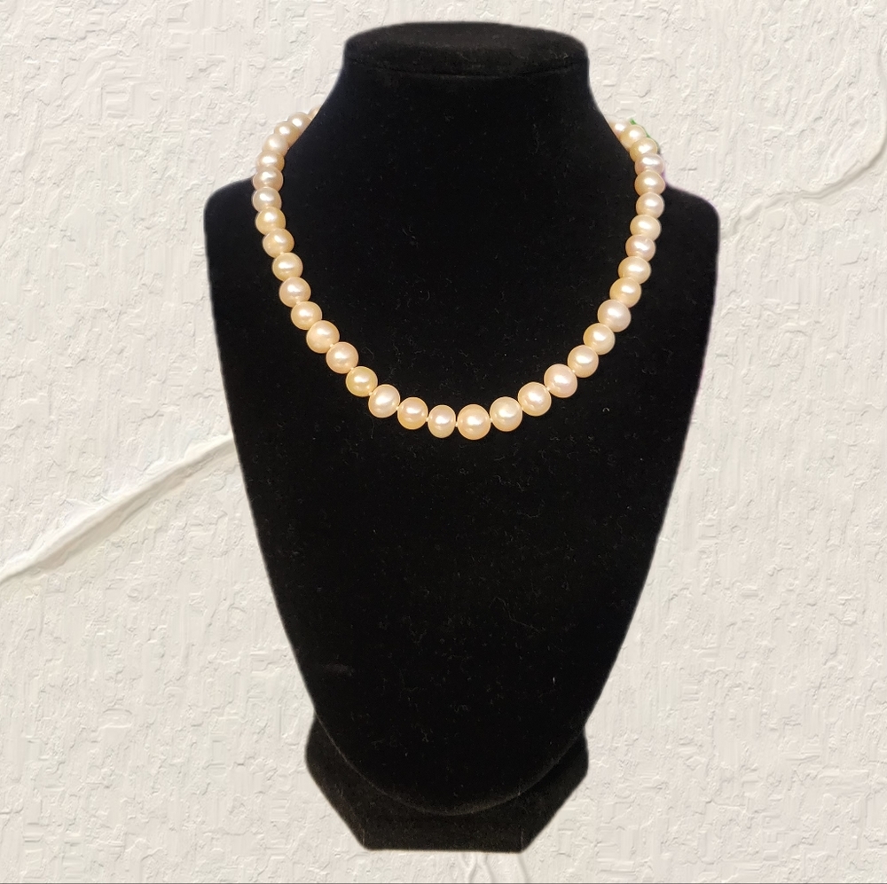 Peach Edison Pearl Necklace